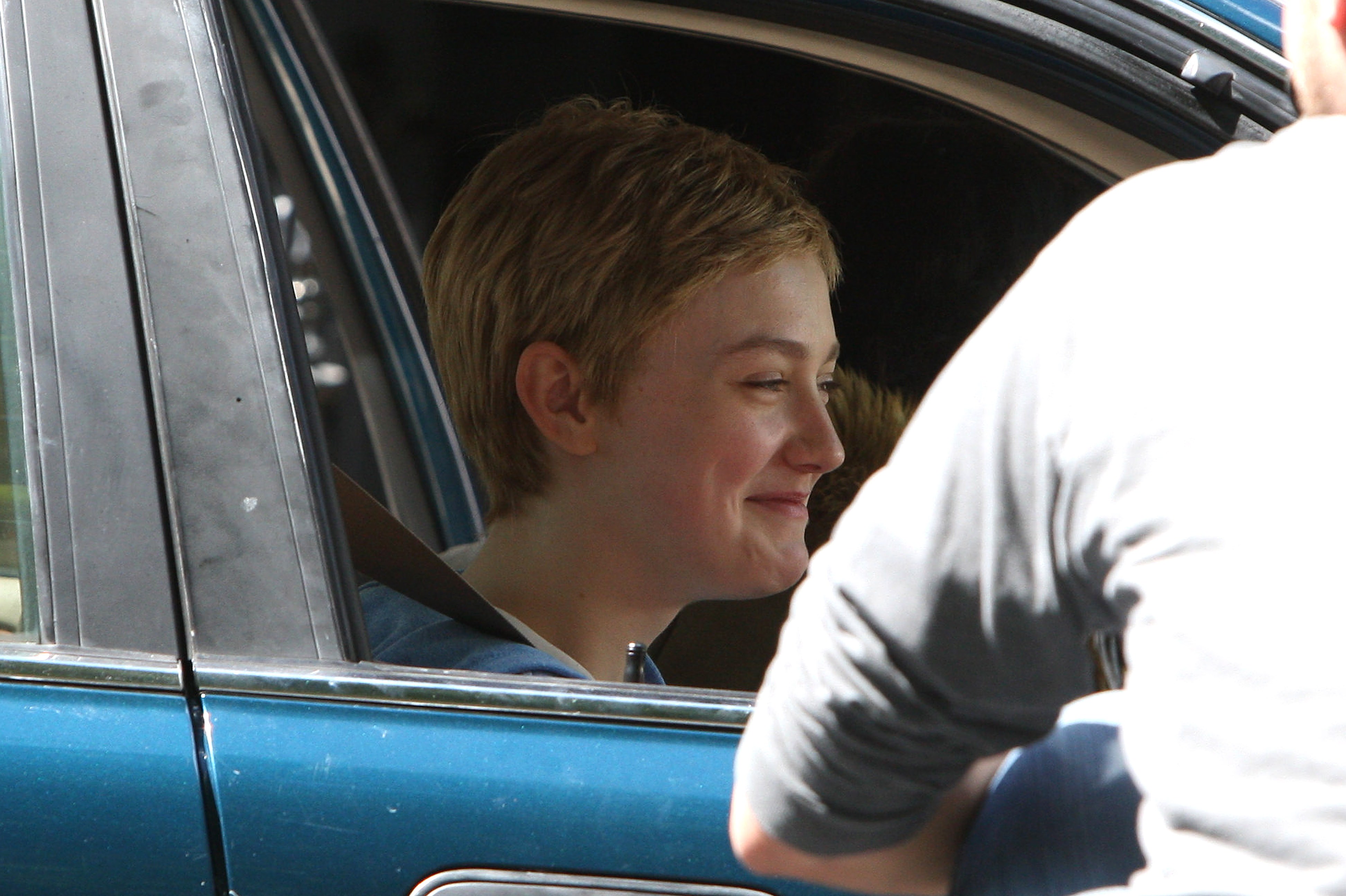 lovely-dakota-now-is-good-07-22-2011-44.jpg