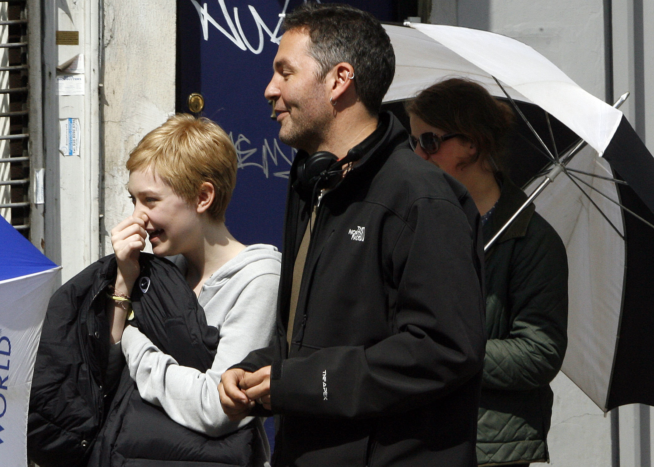 lovely-dakota-now-is-good-07-22-2011-54.jpg