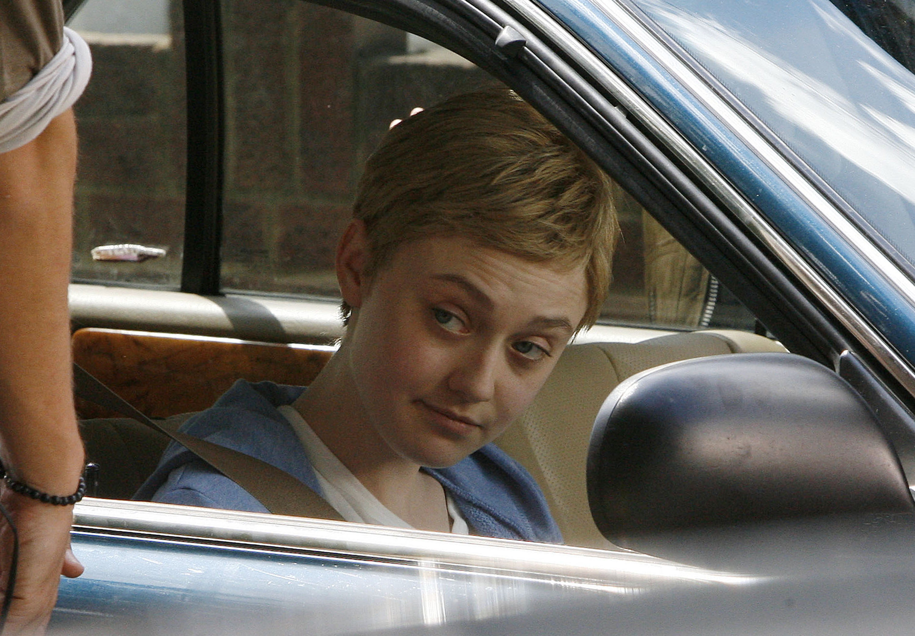lovely-dakota-now-is-good-07-22-2011-70.jpg