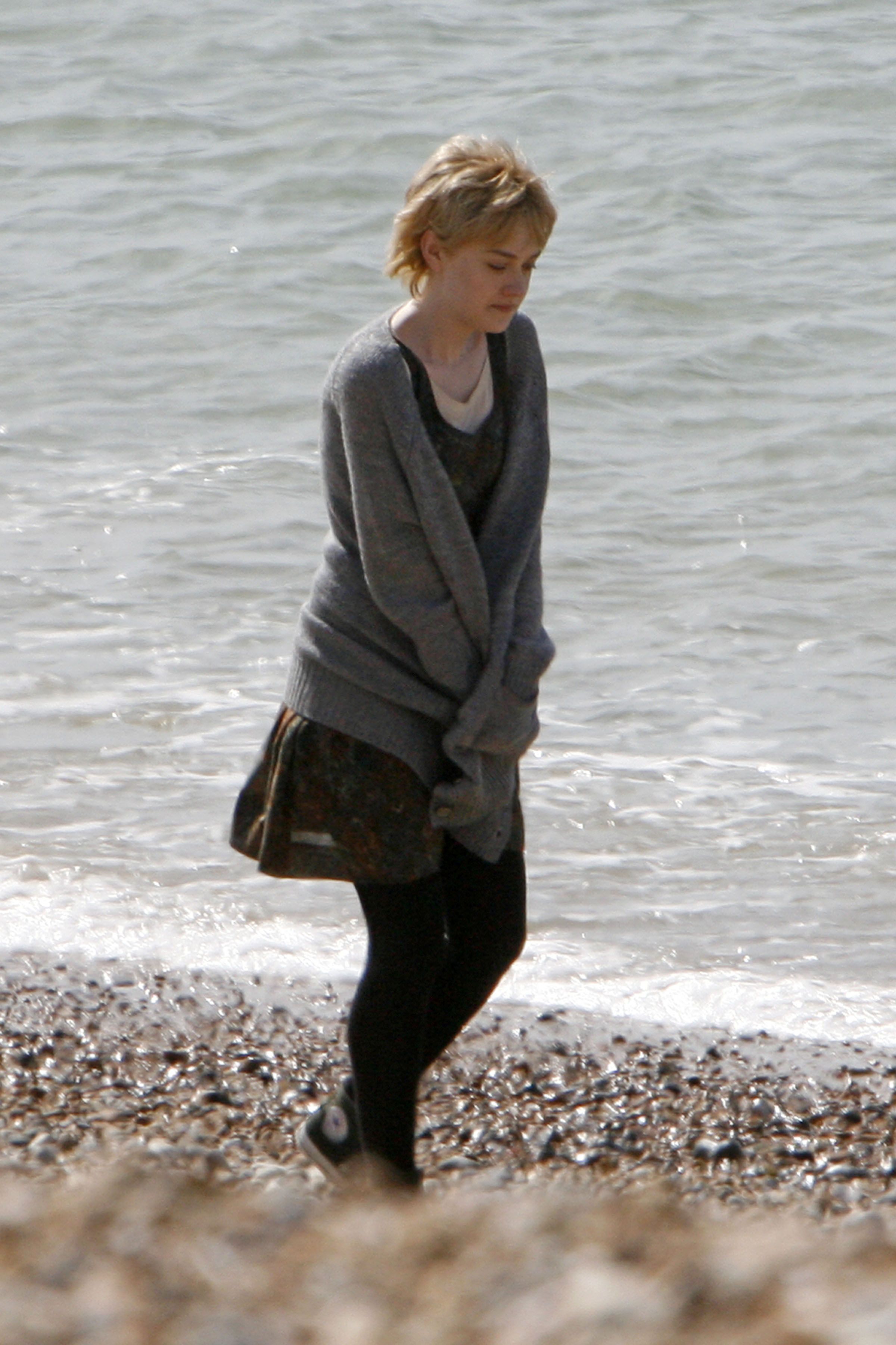 lovely-dakota-now-is-good-07-25-2011-38.jpg