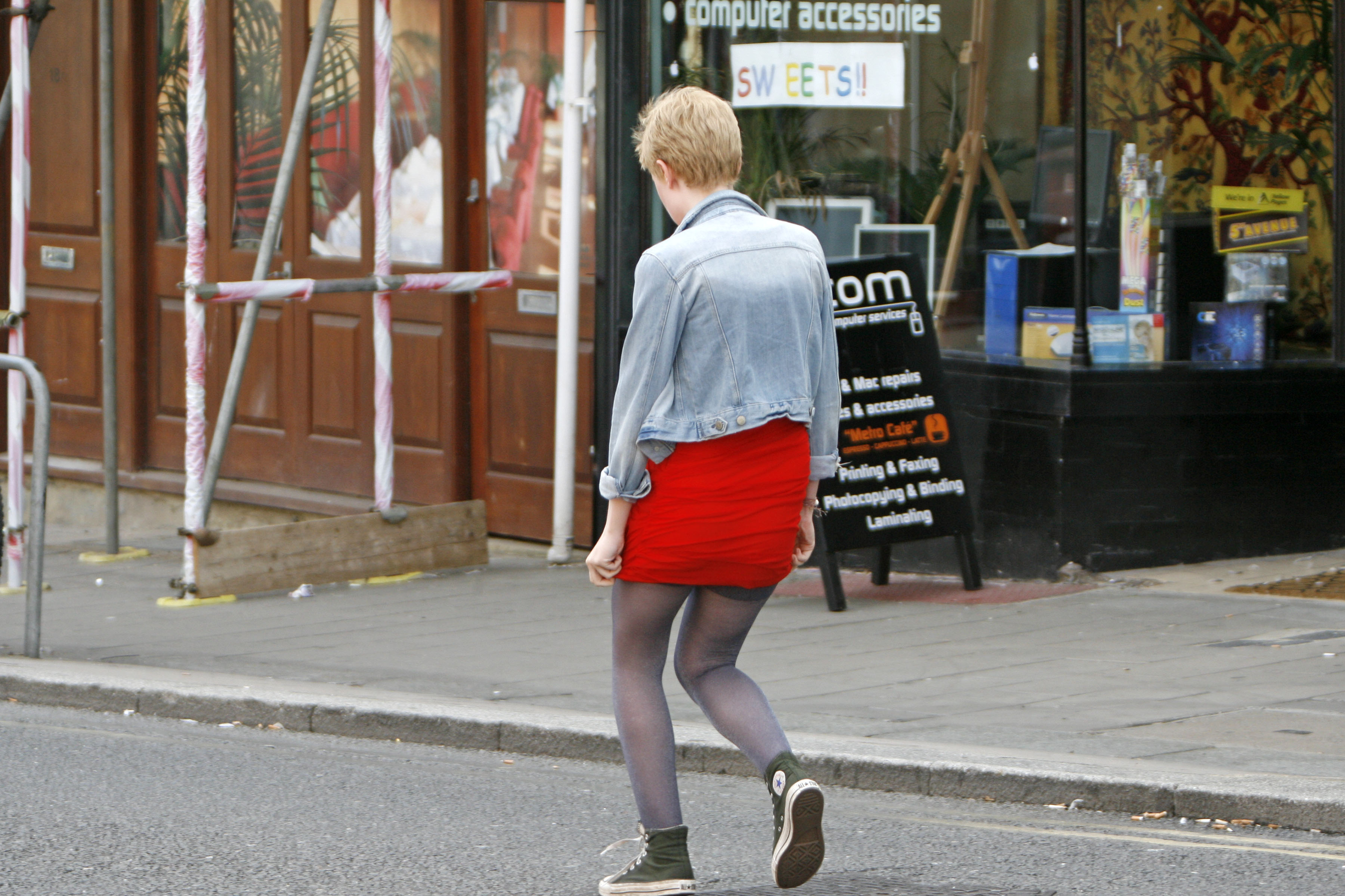 lovely-dakota-now-is-good-07-25-2011-72.JPG