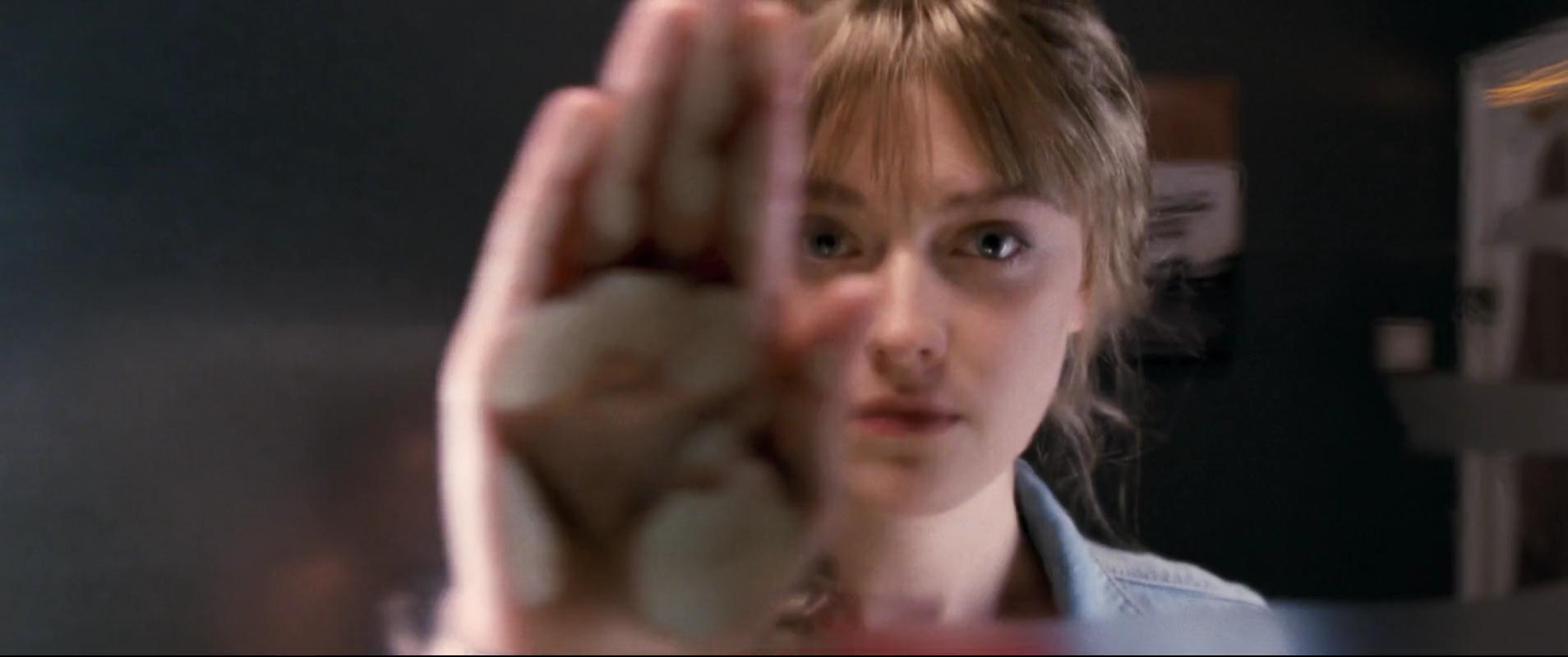 lovely-dakota-now-is-good-screen-capture-0008.jpg