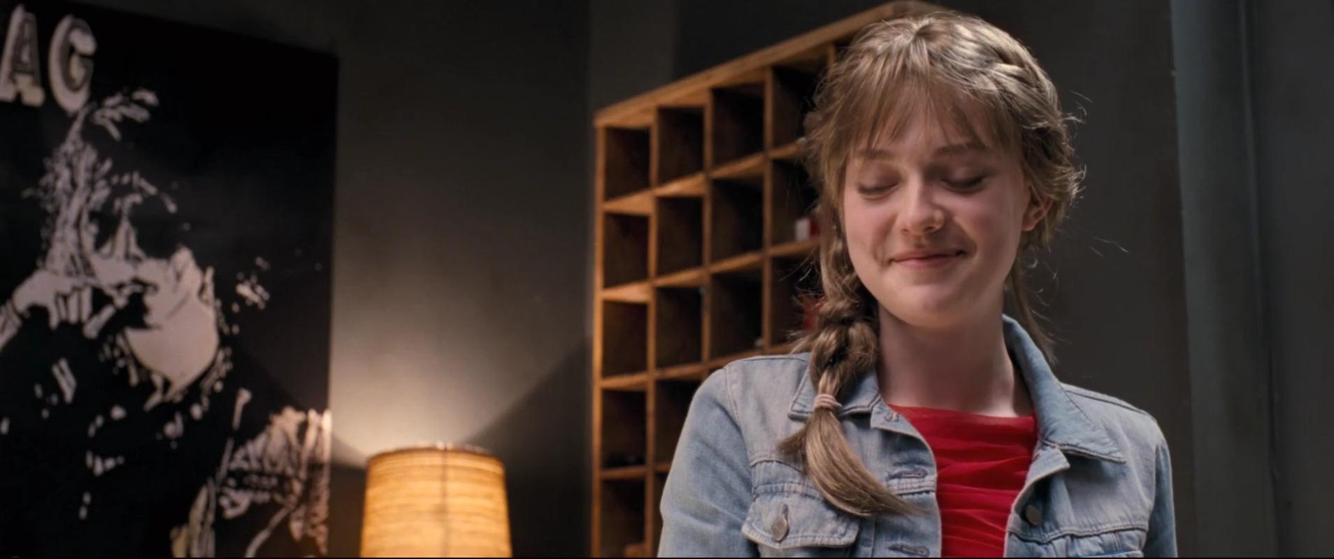 lovely-dakota-now-is-good-screen-capture-0022.jpg
