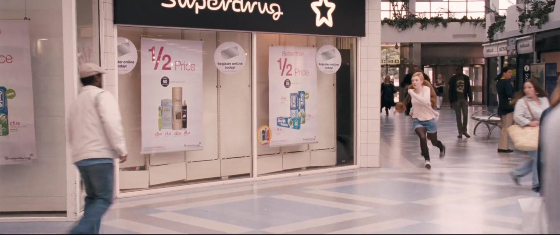 lovely-dakota-now-is-good-screen-capture-0622.jpg
