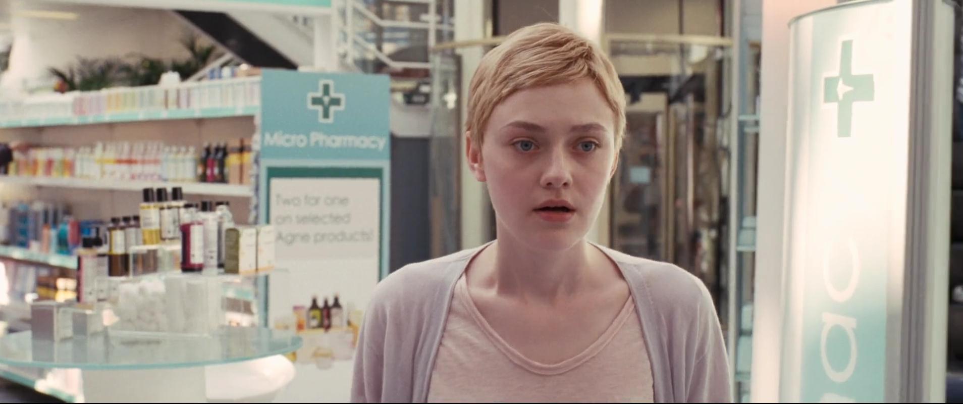 lovely-dakota-now-is-good-screen-capture-0677.jpg