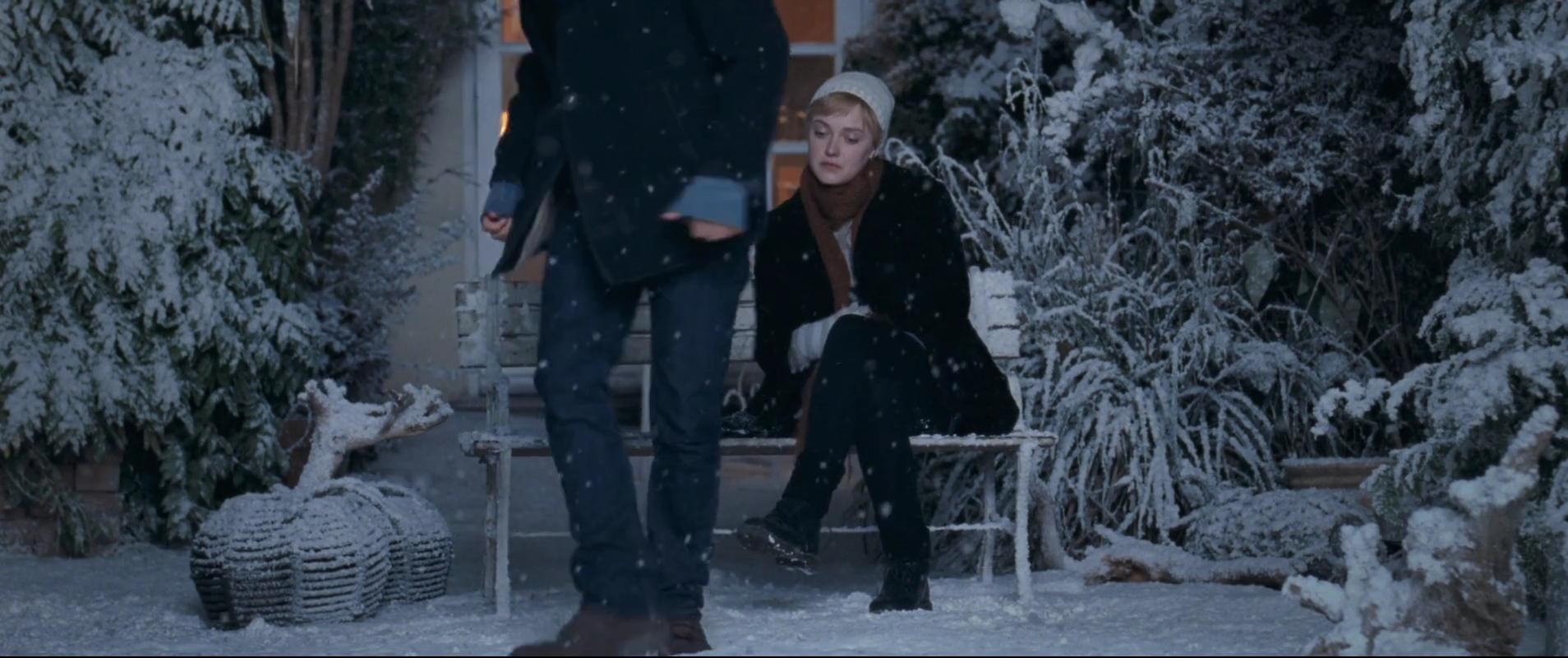 lovely-dakota-now-is-good-screen-capture-1222.jpg