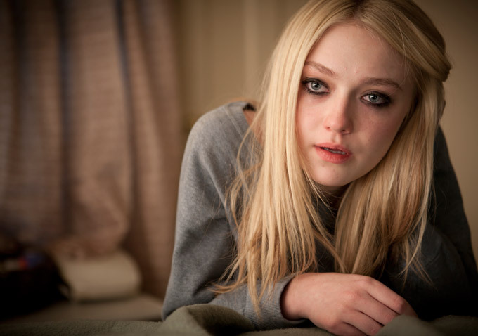 lovely-dakota-motel-life-promo-01.jpg