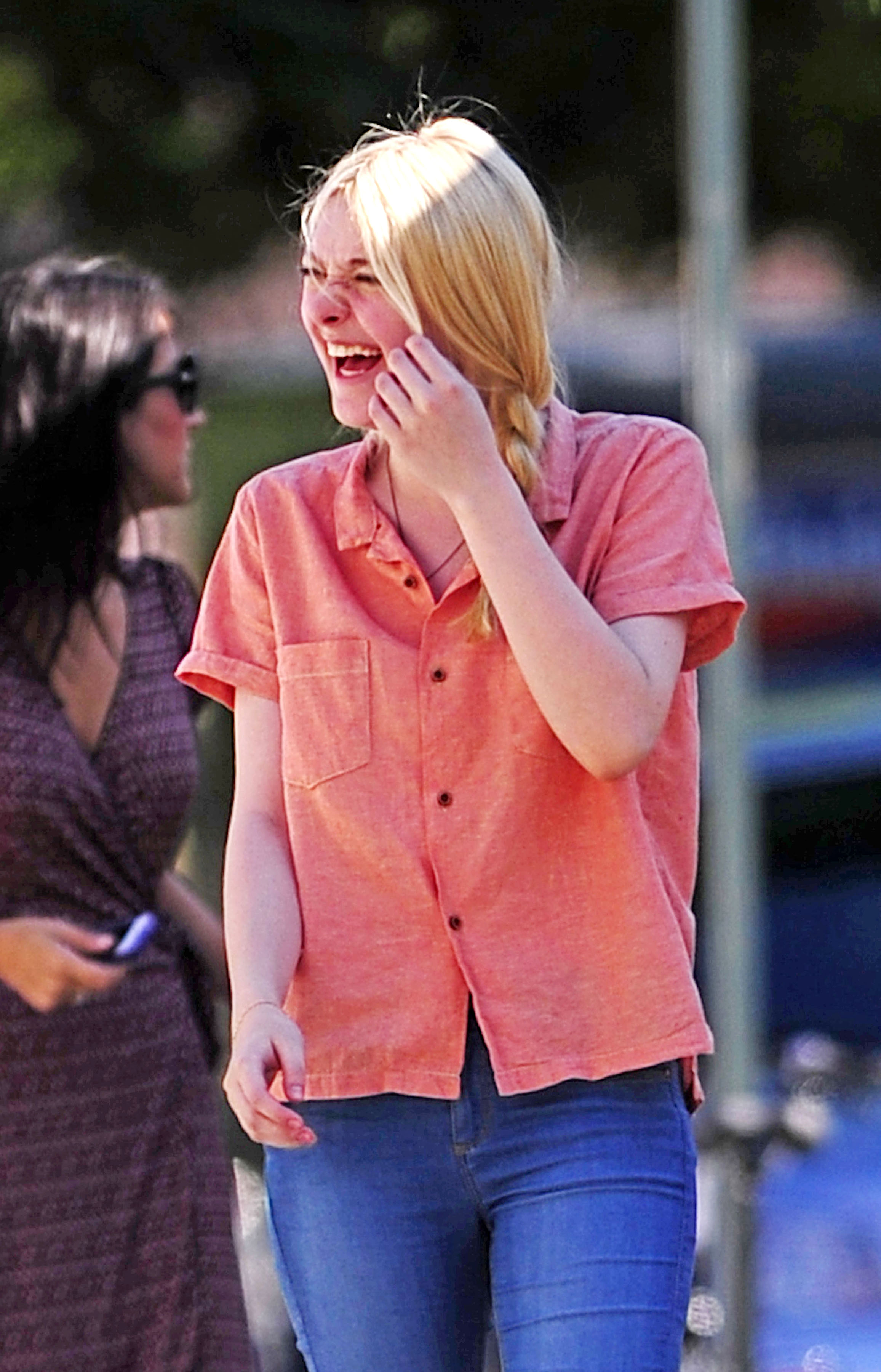lovely-dakota-very-good-girls-07-02-2012-05.jpg