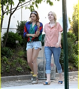 lovely-dakota-very-good-girls-07-02-2012-19.JPG