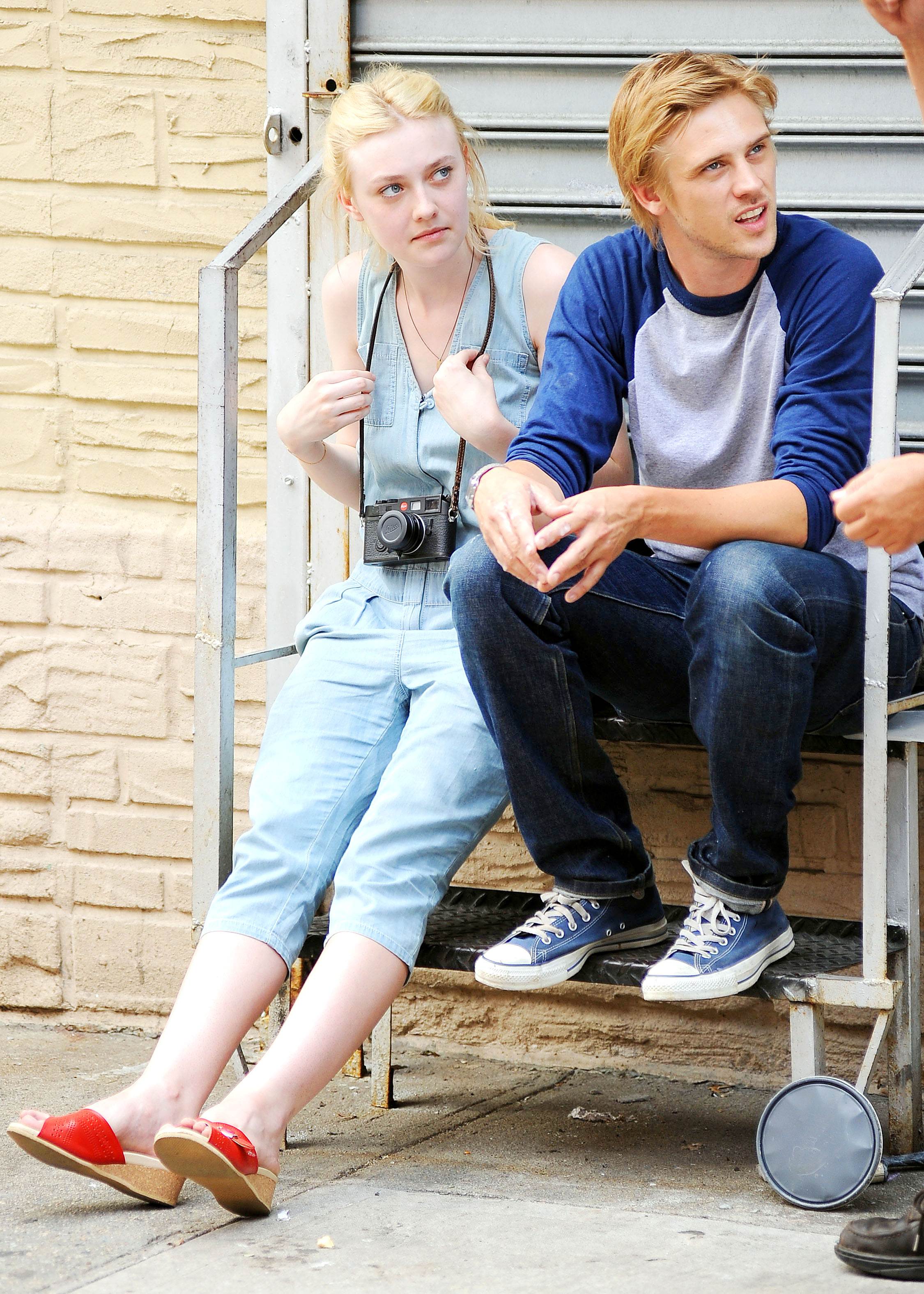 lovely-dakota-very-good-girls-07-03-2012-146.jpg