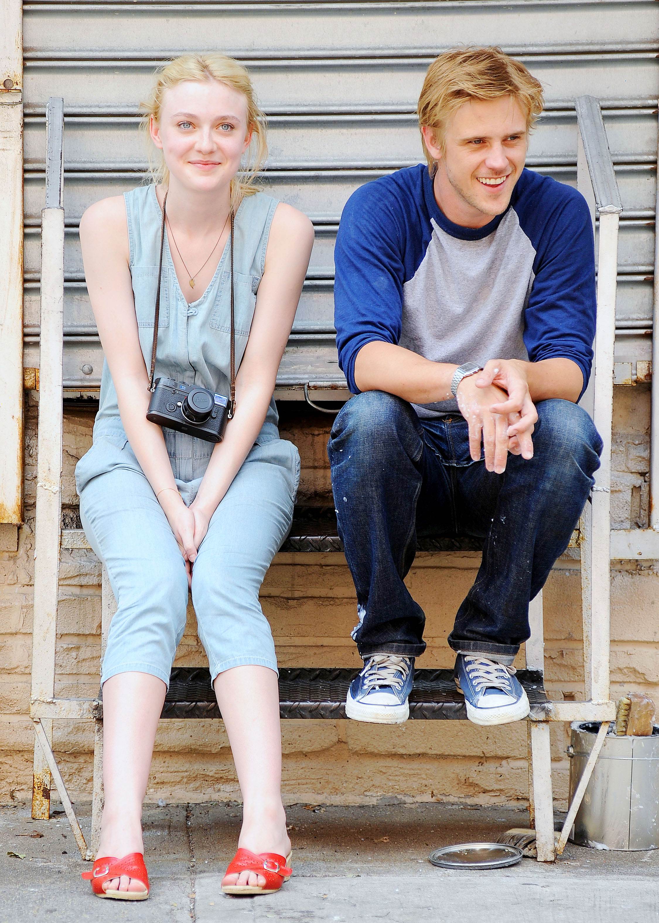 lovely-dakota-very-good-girls-07-03-2012-152.jpg