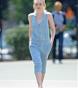 lovely-dakota-very-good-girls-07-03-2012-038.jpg
