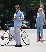 lovely-dakota-very-good-girls-07-03-2012-041.jpg