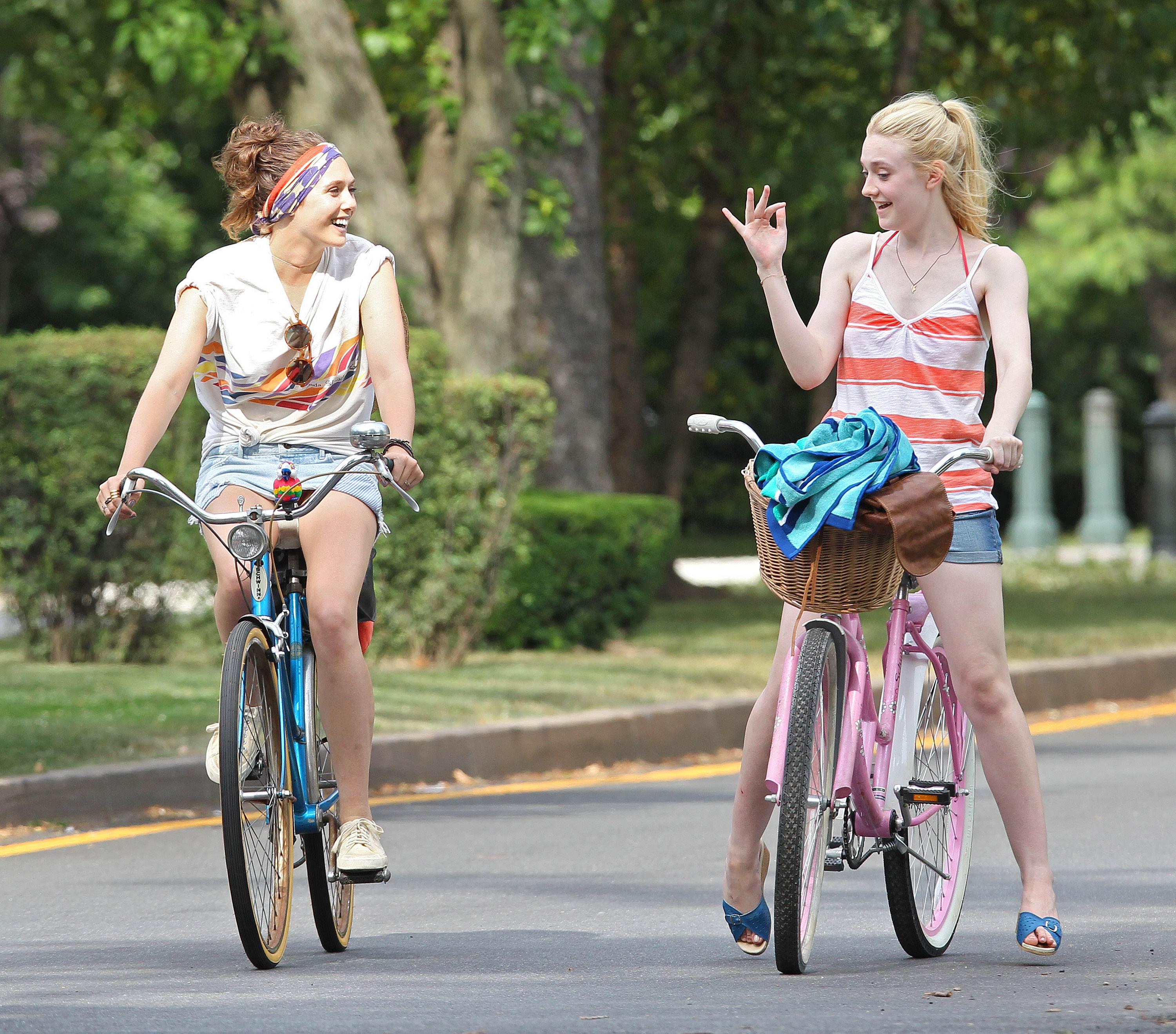 lovely-dakota-very-good-girls-07-05-2012-186.jpg
