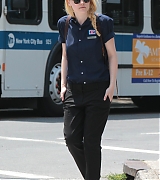 lovely-dakota-very-good-girls-07-05-2012-003.jpg