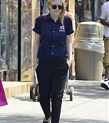 lovely-dakota-very-good-girls-07-05-2012-010.jpg