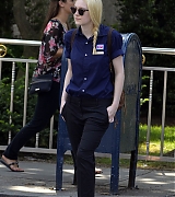 lovely-dakota-very-good-girls-07-05-2012-015.jpg