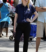 lovely-dakota-very-good-girls-07-05-2012-026.jpg