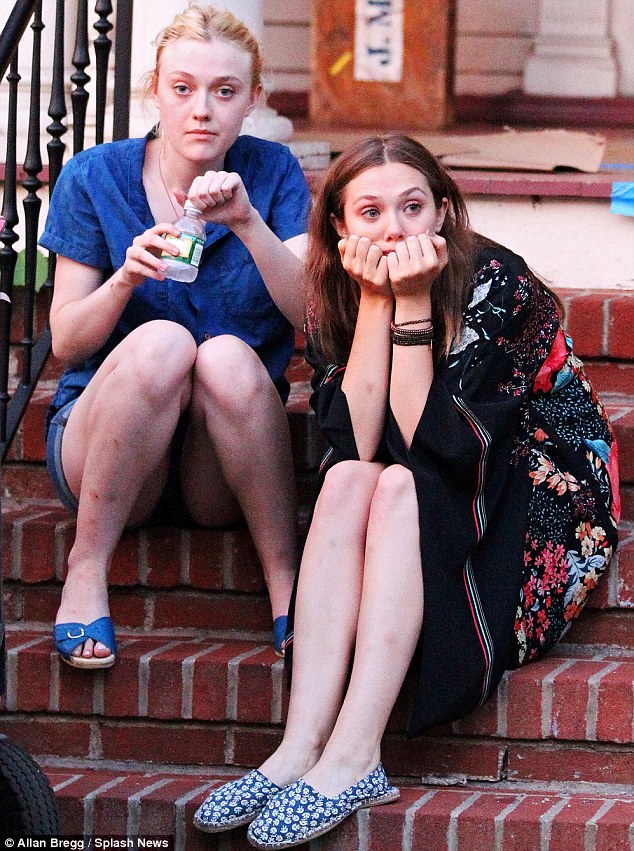 lovely-dakota-very-good-girls-07-10-2012-18.jpg