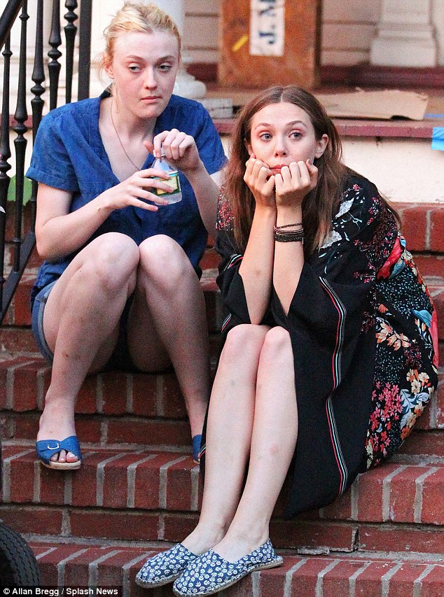 lovely-dakota-very-good-girls-07-10-2012-19.jpg