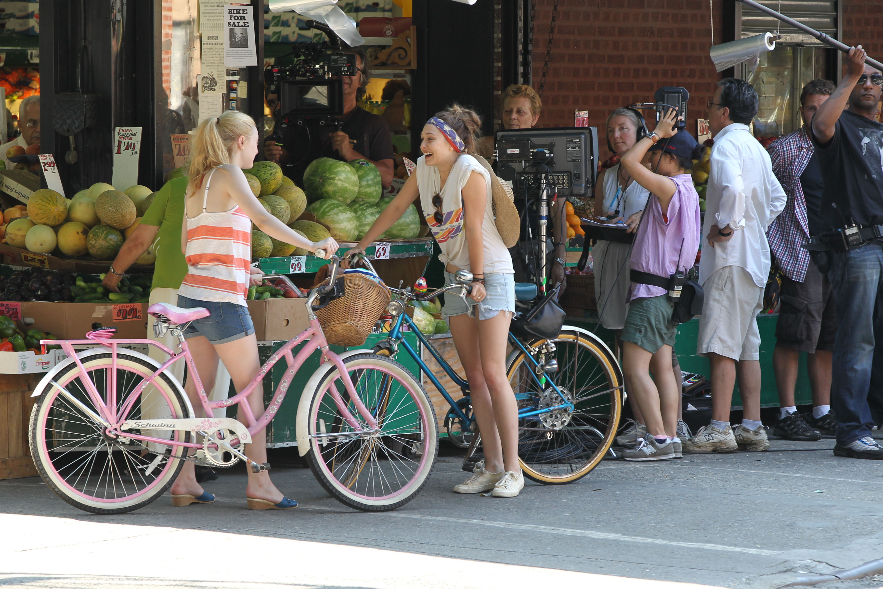 lovely-dakota-very-good-girls-07-12-2012-050.jpg