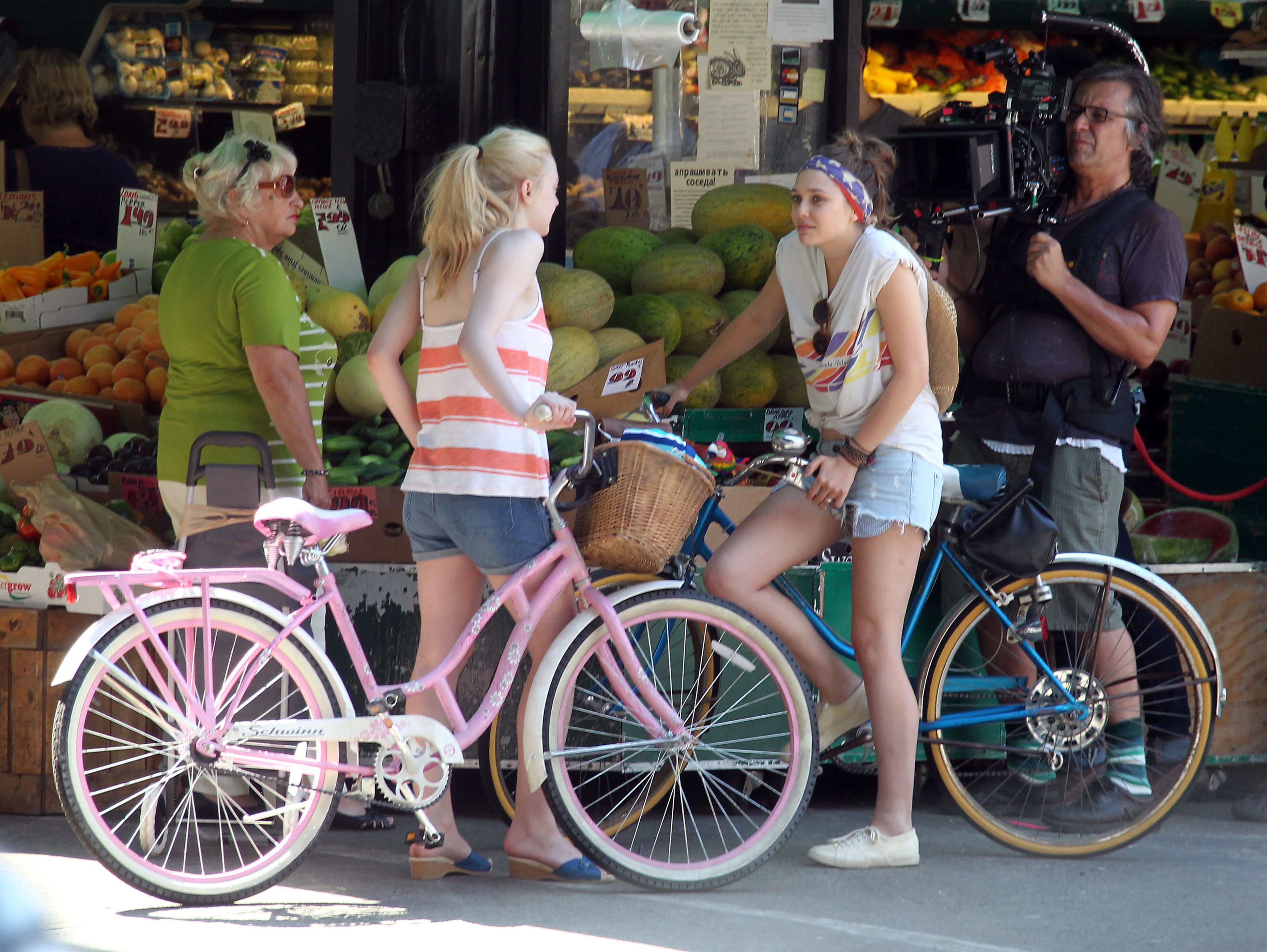 lovely-dakota-very-good-girls-07-12-2012-053.jpg