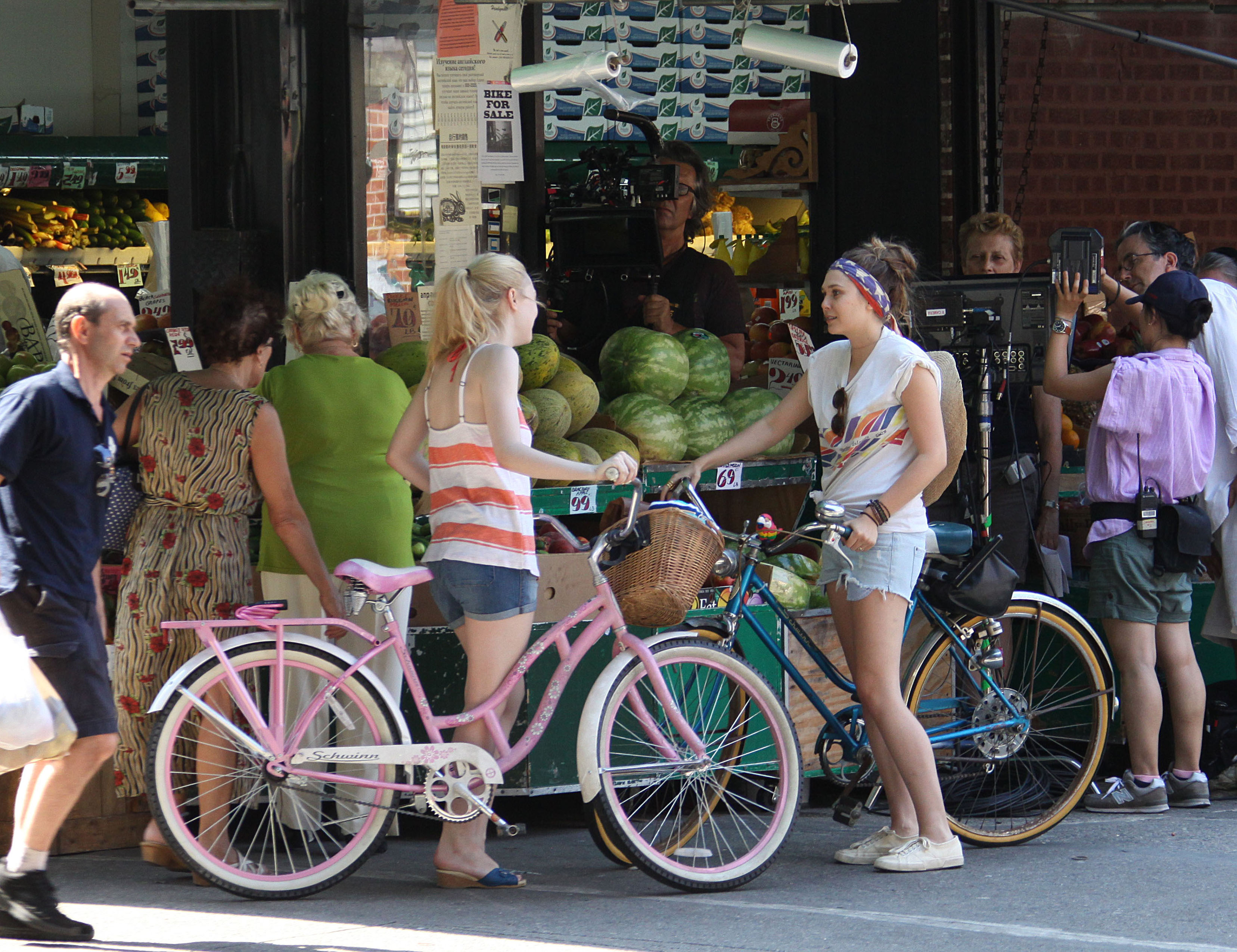 lovely-dakota-very-good-girls-07-12-2012-054.jpg