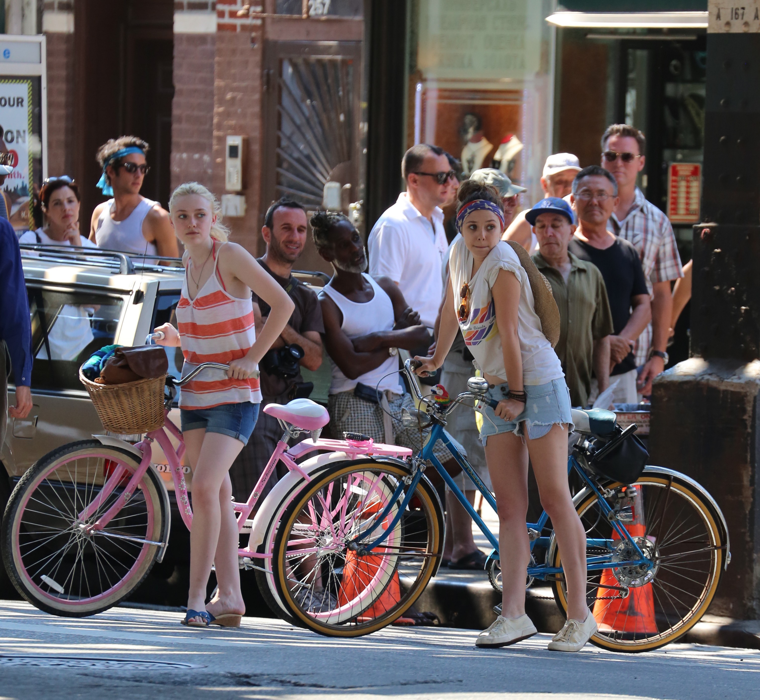 lovely-dakota-very-good-girls-07-12-2012-097.jpg