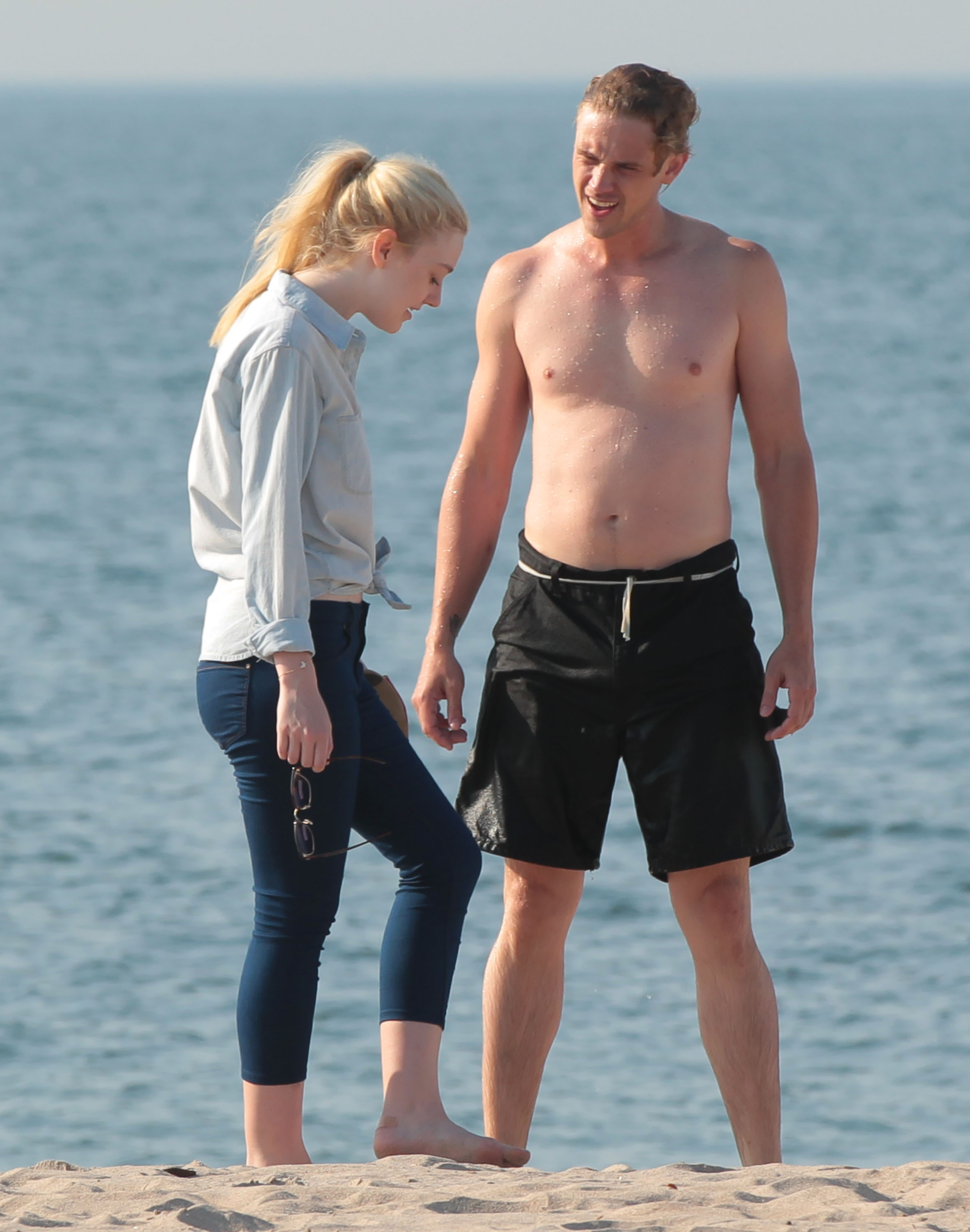lovely-dakota-very-good-girls-07-17-2012-007.jpg