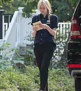 lovely-dakota-very-good-girls-07-23-2012-01.jpg
