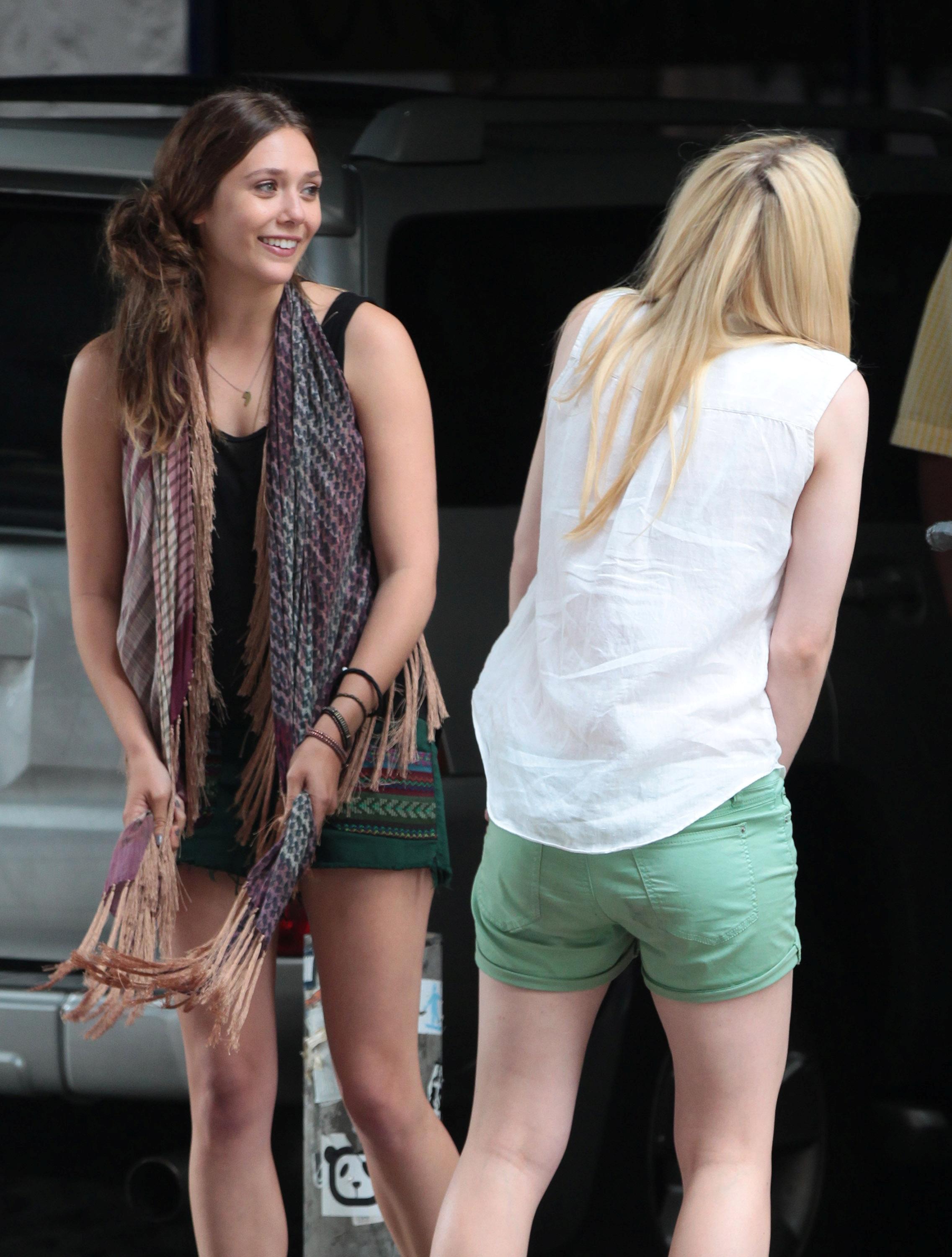 lovely-dakota-very-good-girls-07-30-2012-27.jpg