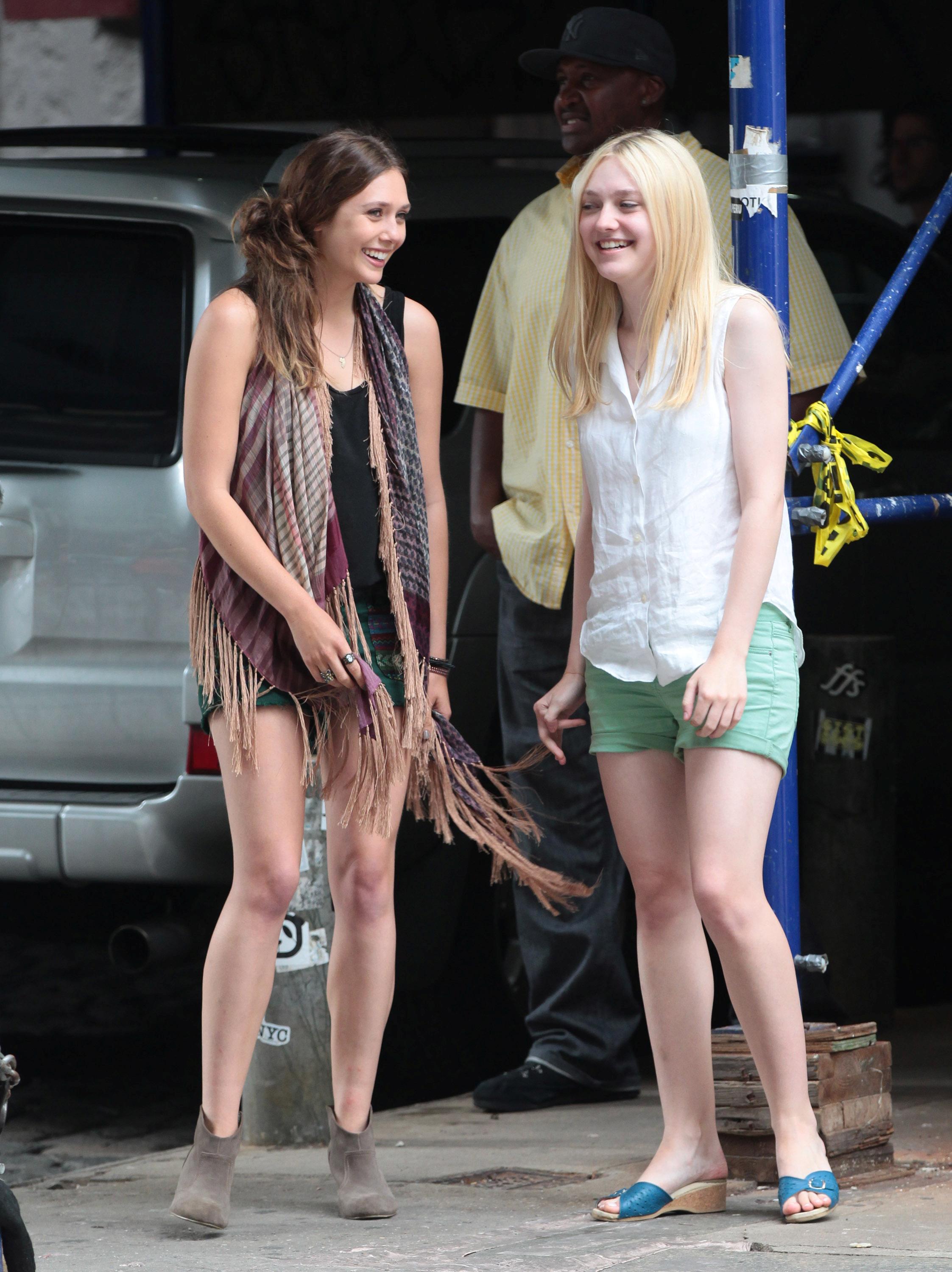 lovely-dakota-very-good-girls-07-30-2012-35.jpg