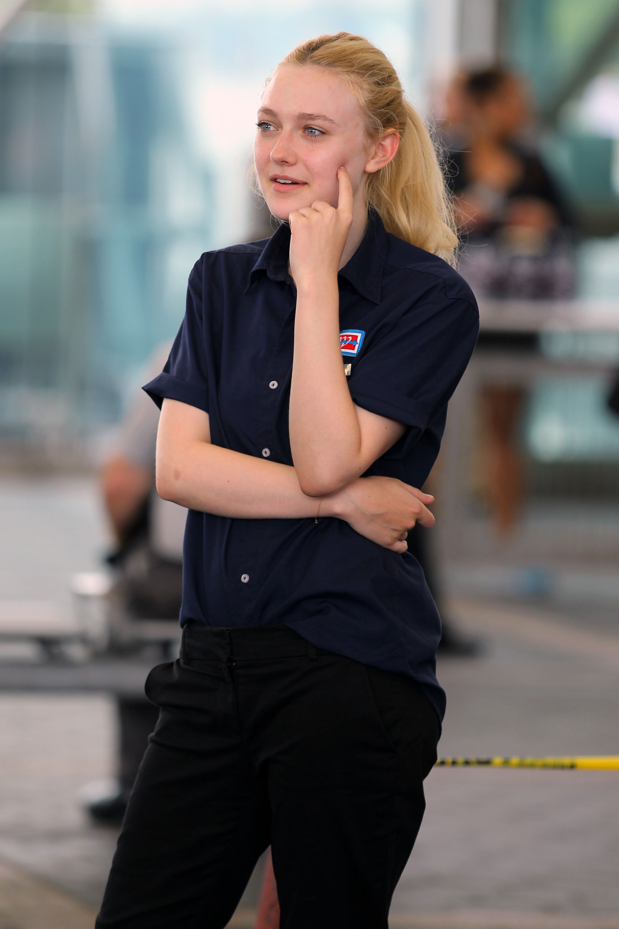 lovely-dakota-very-good-girls-07-31-2012-031.jpg