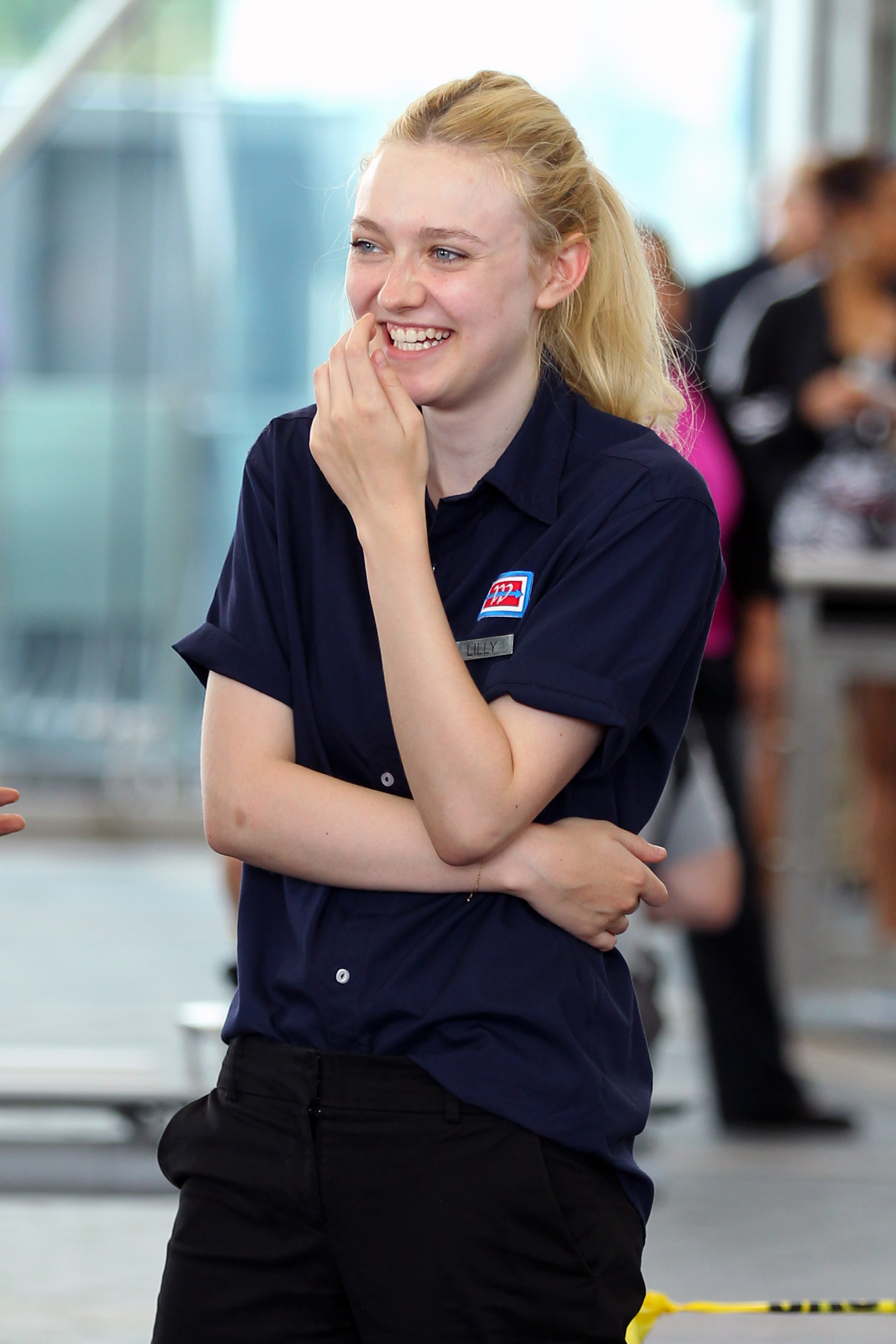 lovely-dakota-very-good-girls-07-31-2012-034.jpg