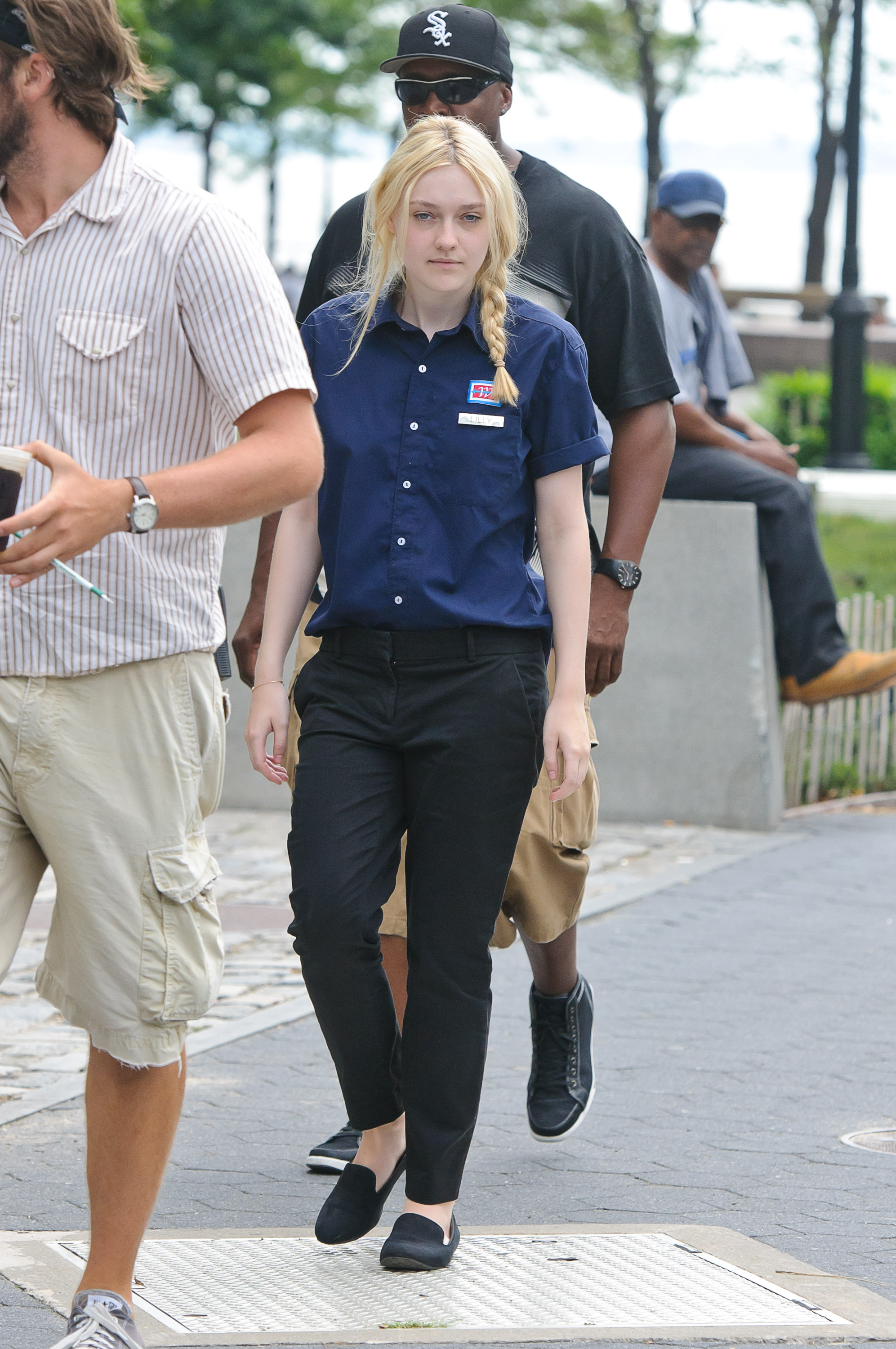 lovely-dakota-very-good-girls-07-31-2012-081.jpg