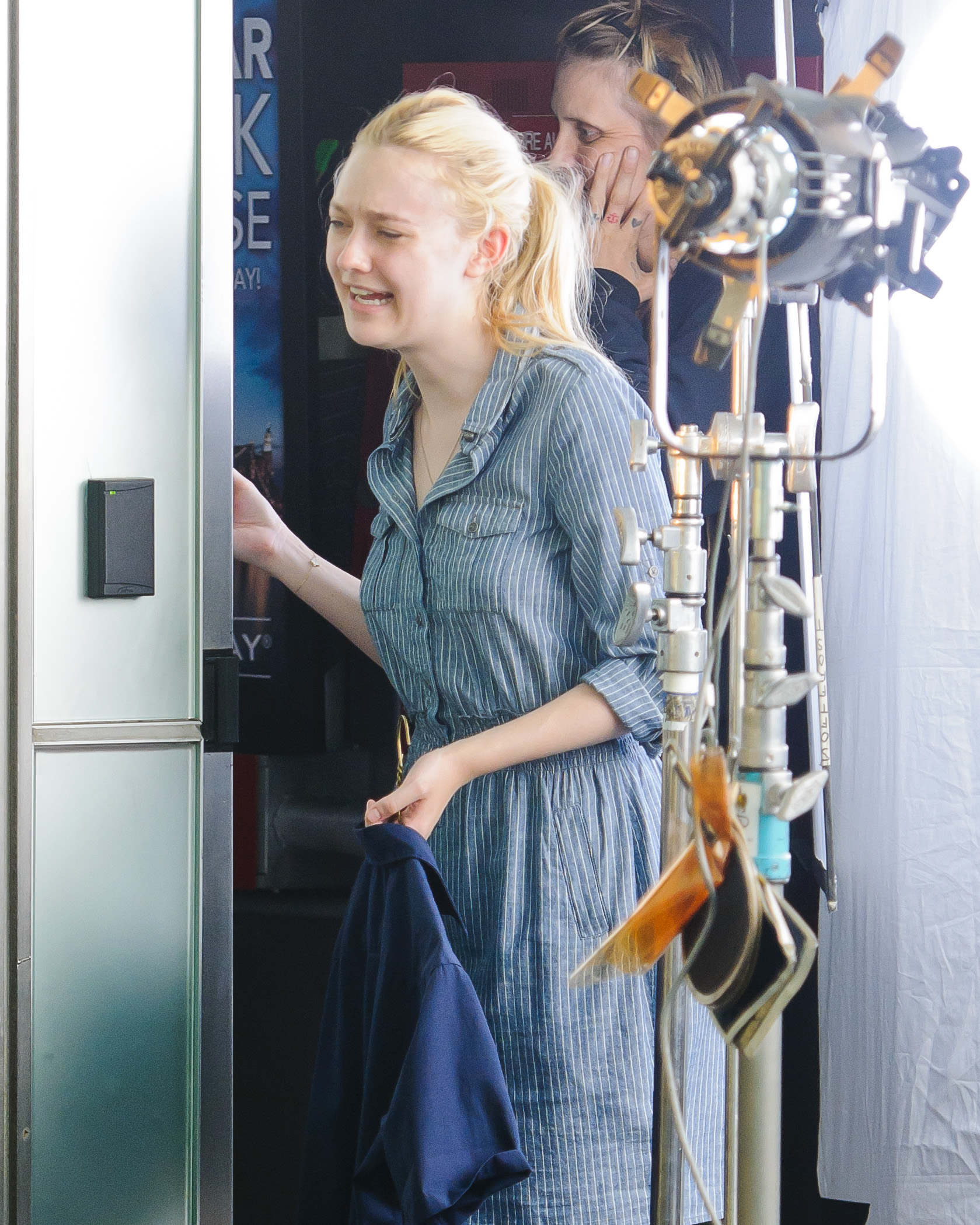 lovely-dakota-very-good-girls-07-31-2012-113.jpg