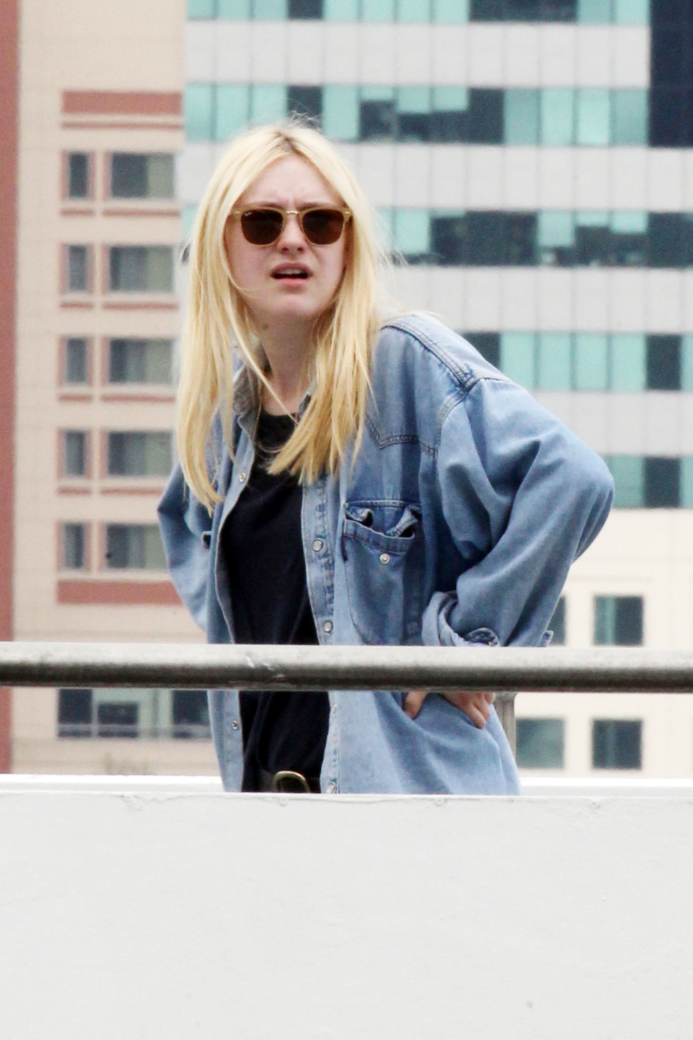 lovely-dakota-very-good-girls-07-31-2012-124.jpg