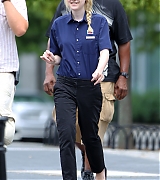 lovely-dakota-very-good-girls-07-31-2012-004.jpg
