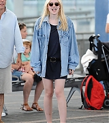lovely-dakota-very-good-girls-07-31-2012-062.jpg