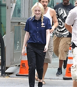lovely-dakota-very-good-girls-07-31-2012-093.jpg