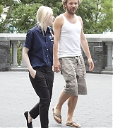 lovely-dakota-very-good-girls-07-31-2012-102.jpg