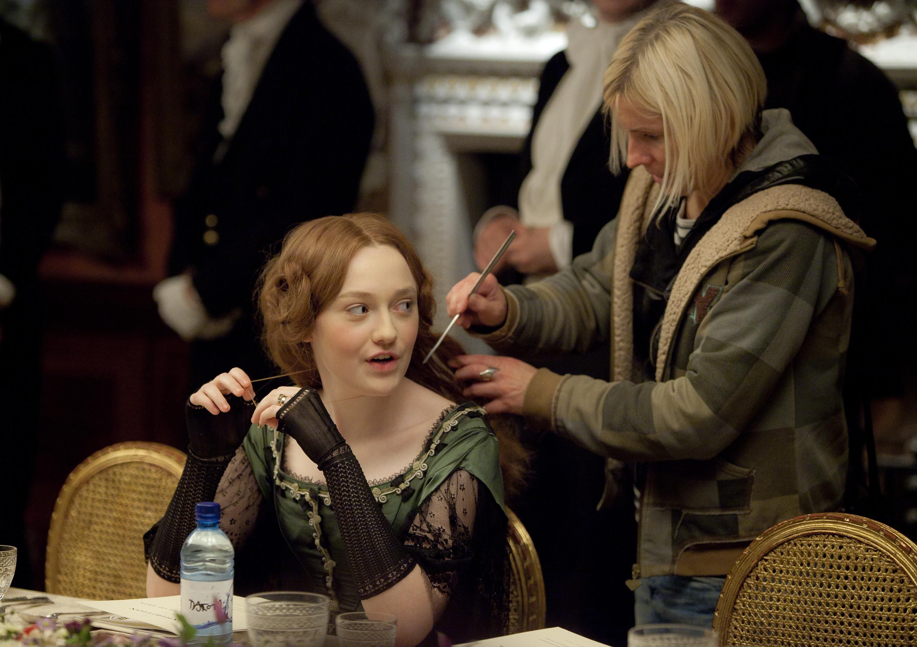 lovely-dakota-effie-11-10-2011-24.jpg