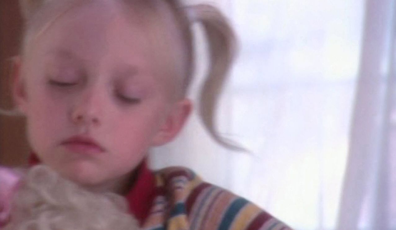 lovely-dakota-father-xmas-screen-capture-012.jpg
