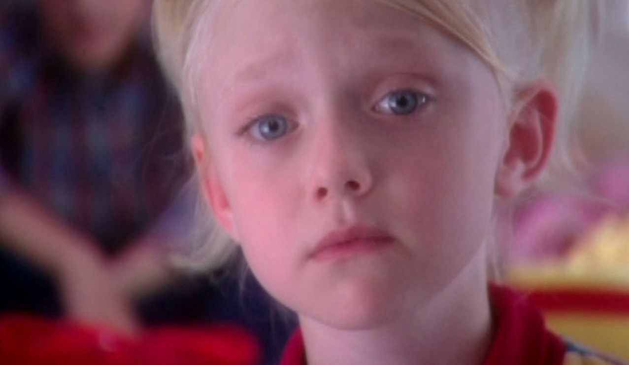 lovely-dakota-father-xmas-screen-capture-027.jpg