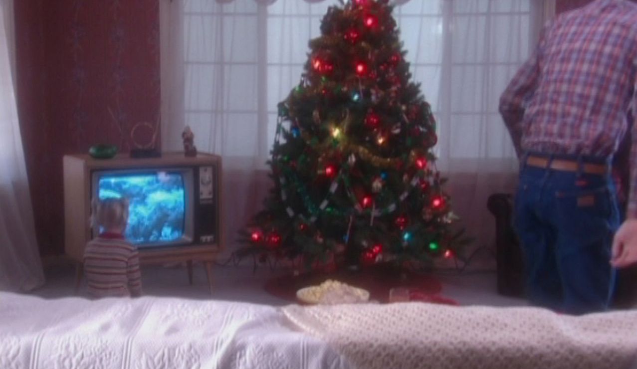 lovely-dakota-father-xmas-screen-capture-029.jpg
