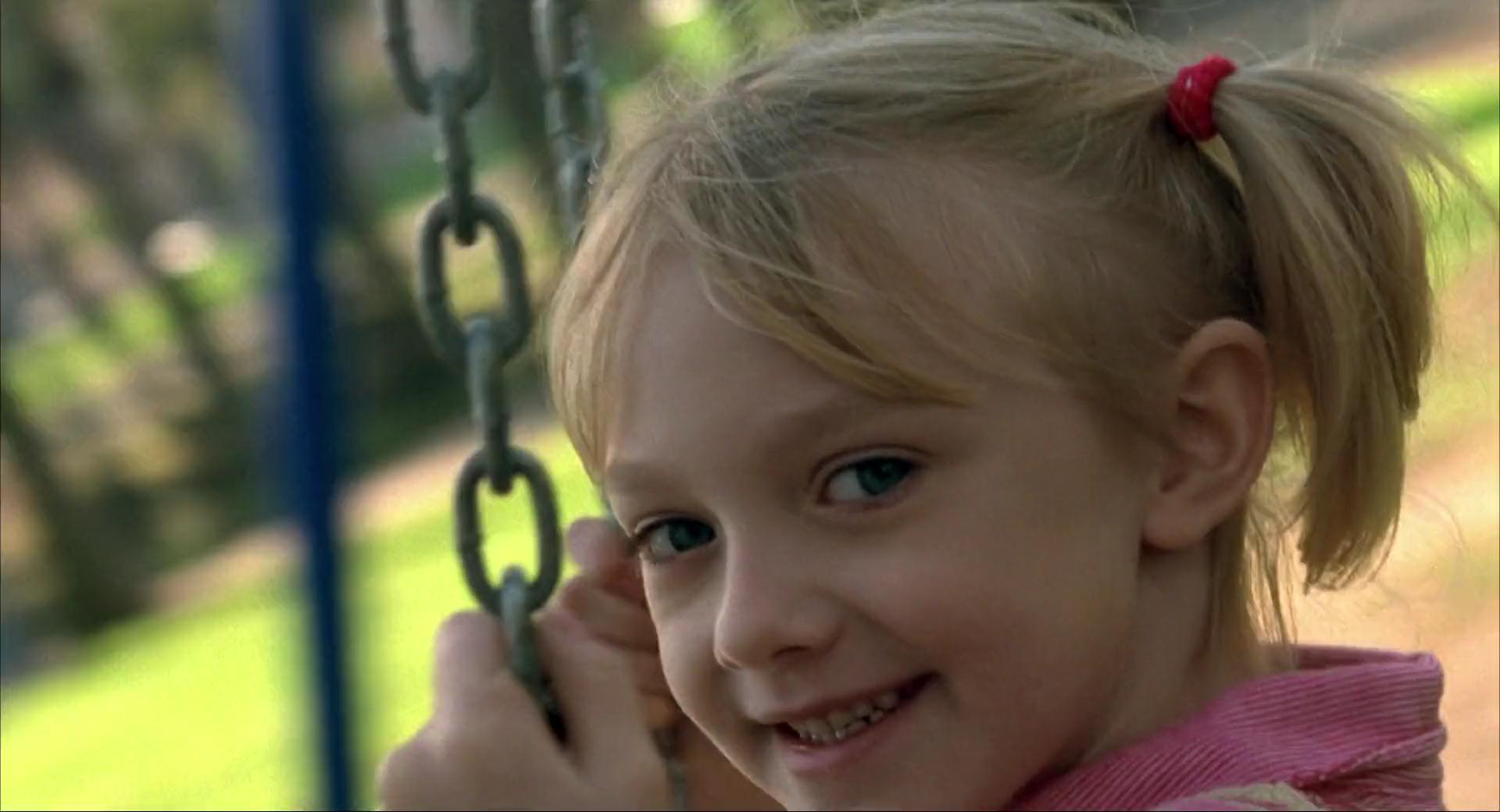 lovely-dakota-i-am-sam-screen-capture-003.jpg
