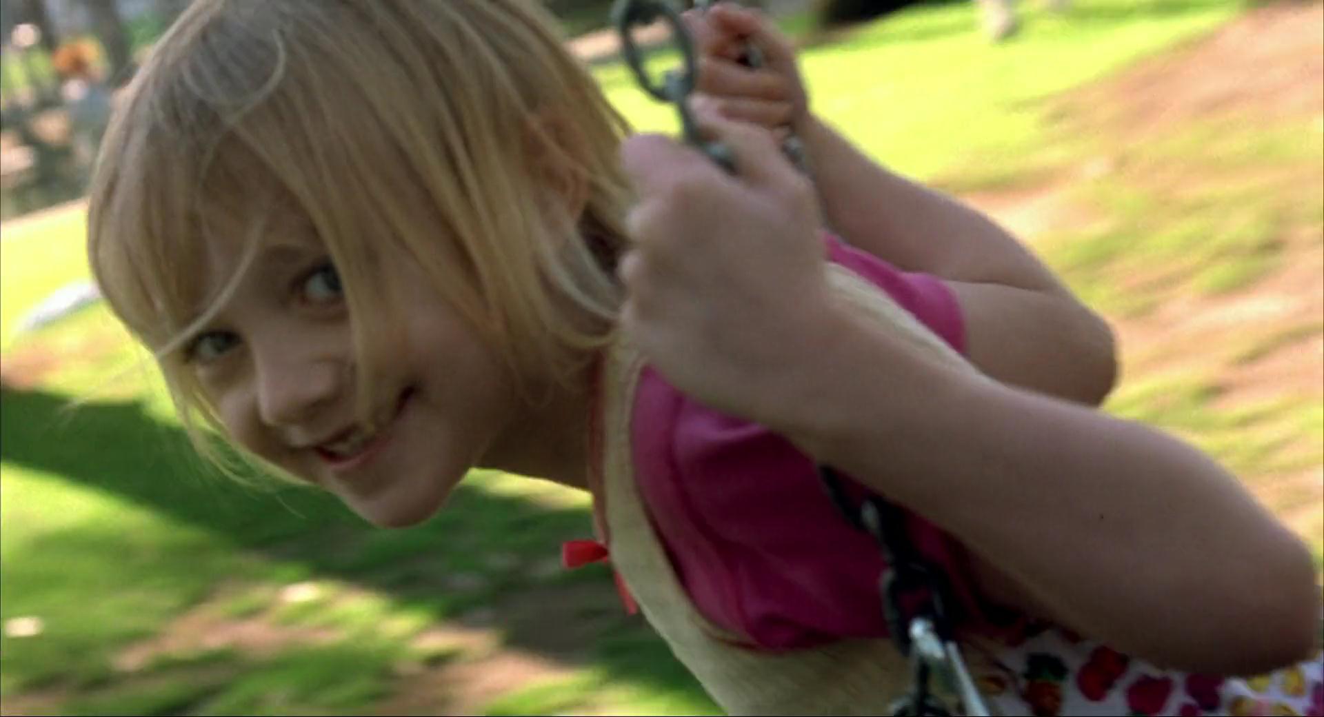 lovely-dakota-i-am-sam-screen-capture-015.jpg