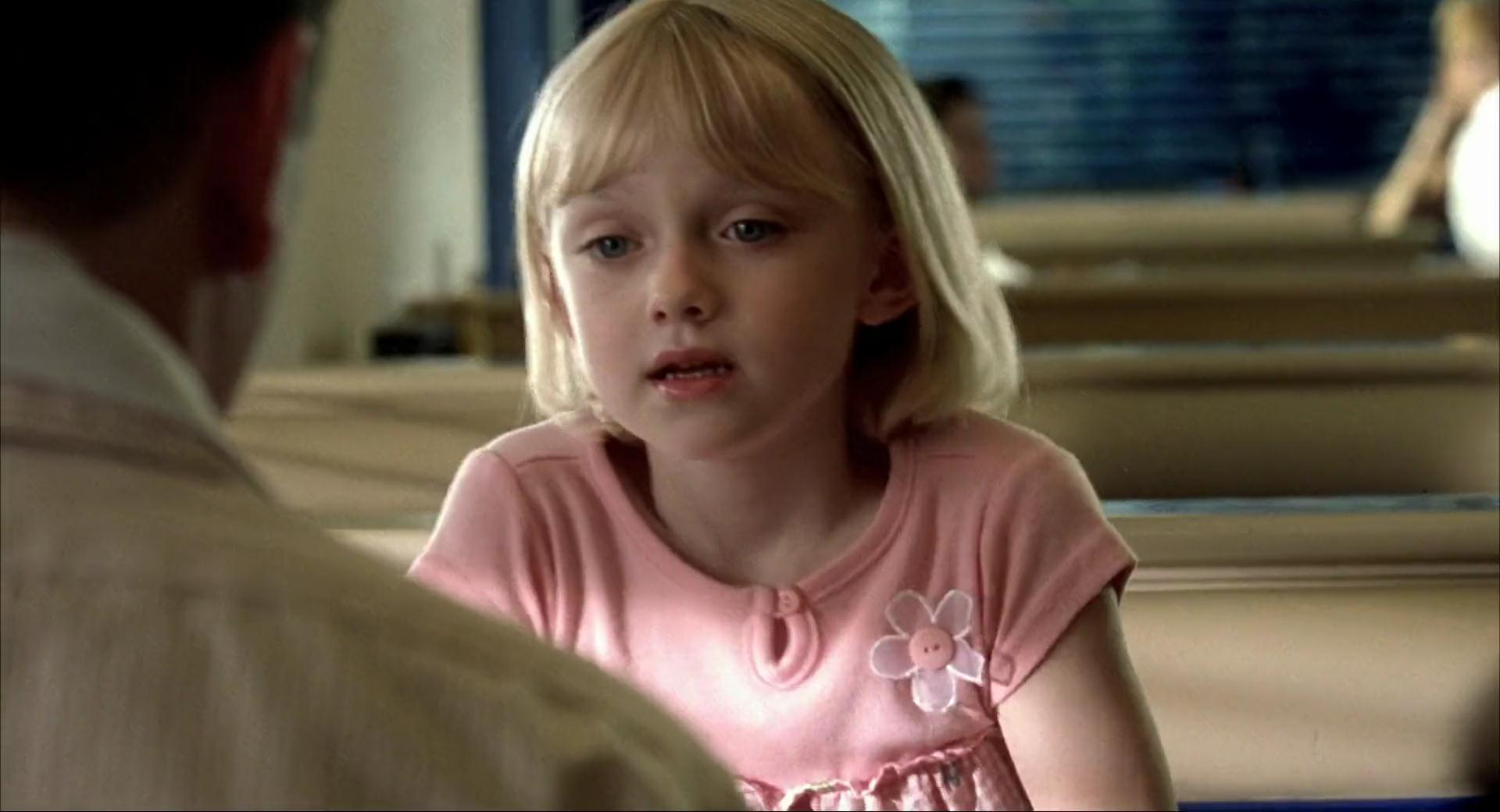 lovely-dakota-i-am-sam-screen-capture-026.jpg