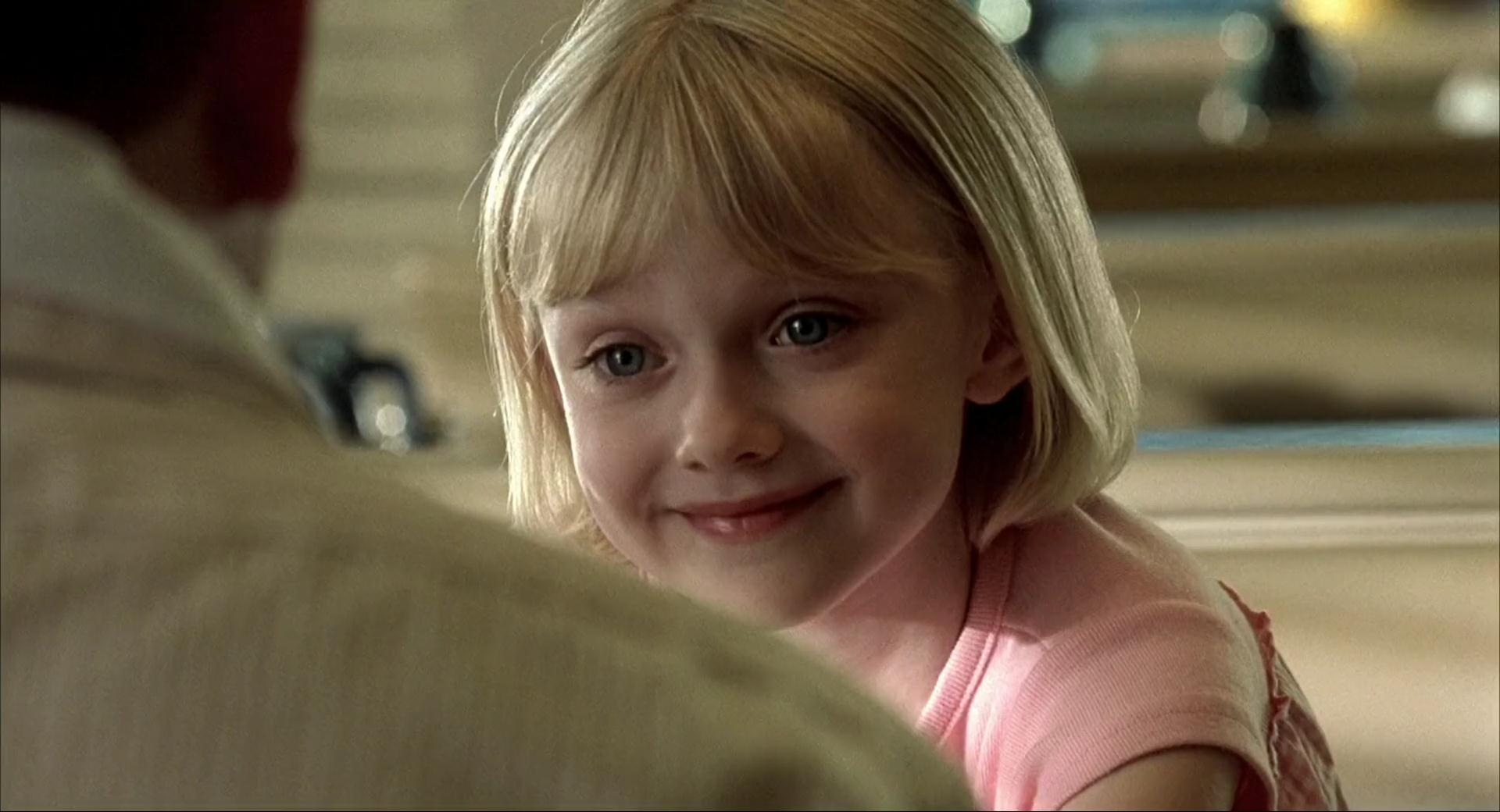 lovely-dakota-i-am-sam-screen-capture-030.jpg