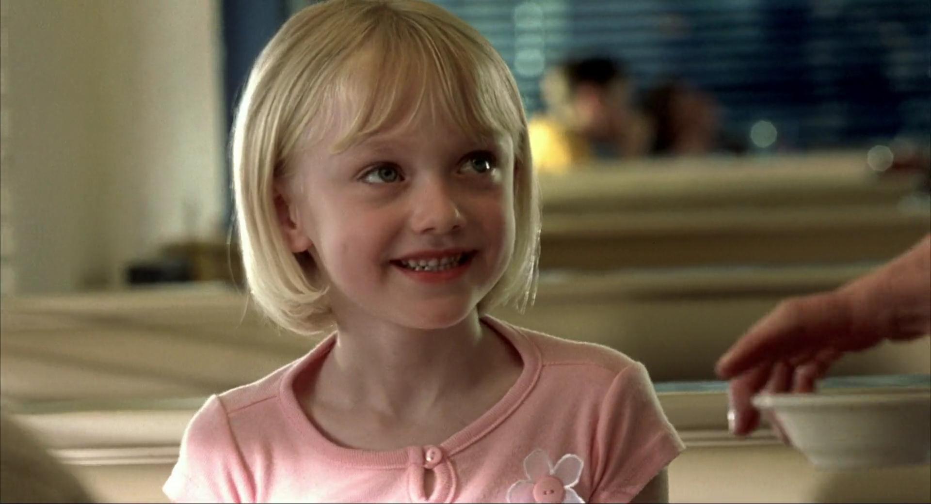 lovely-dakota-i-am-sam-screen-capture-038.jpg